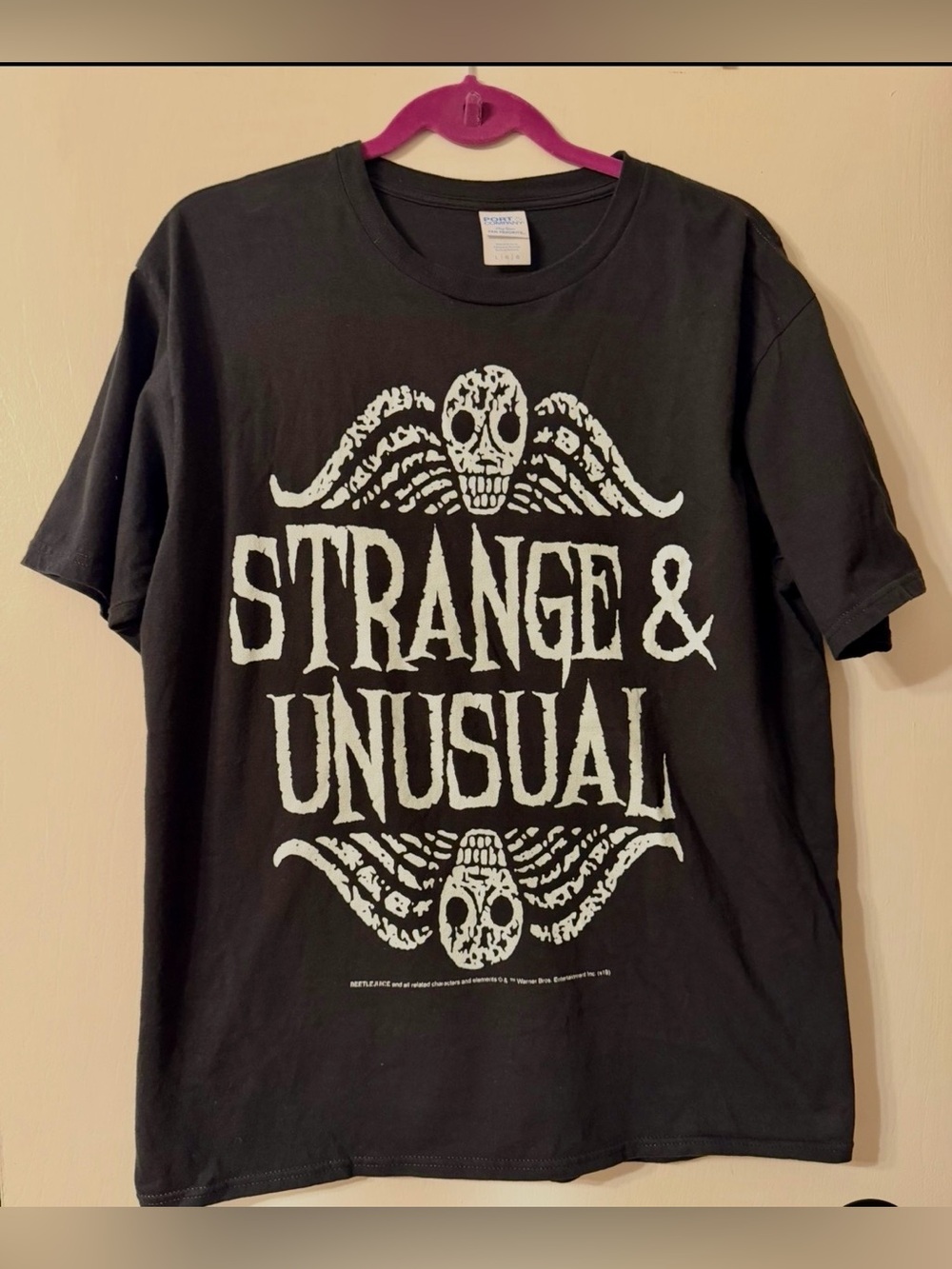 Bettlejuice "Strange & Unusual" Skull Graphic Men’s Tee Sz L